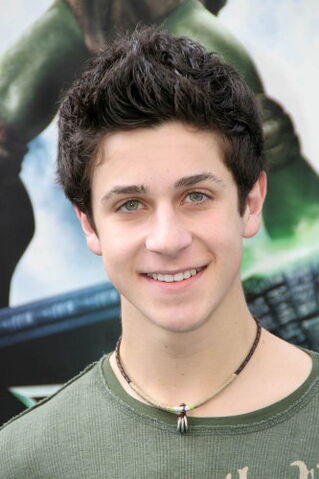 File:DavidHenrie.jpg