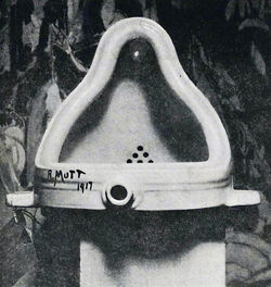 Found Art Duchamp Fountaine