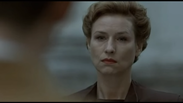 File:Magda's final stare.png