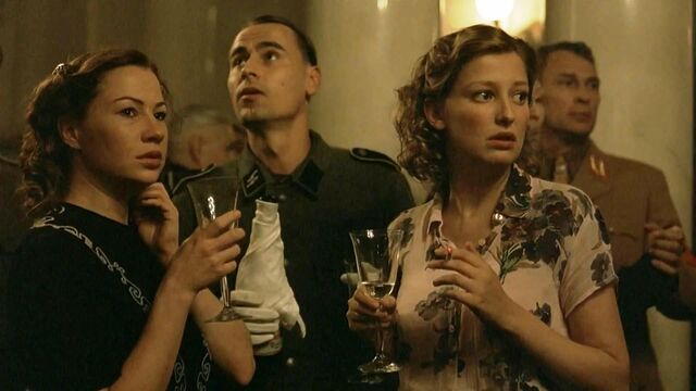 File:Traudl and Gerda at party nervous.jpg