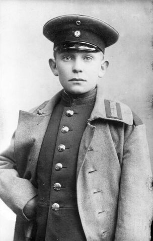 File:Hermann Göring As Kid.jpg
