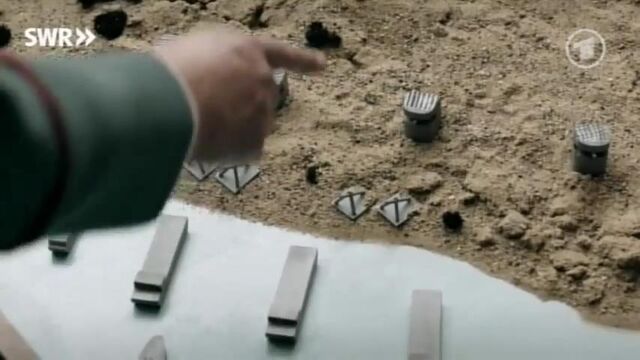 File:Rommel Risk pieces.jpg