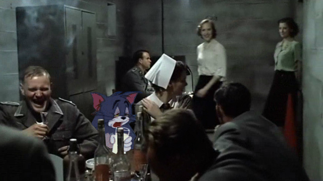 File:Tomdrunk.png