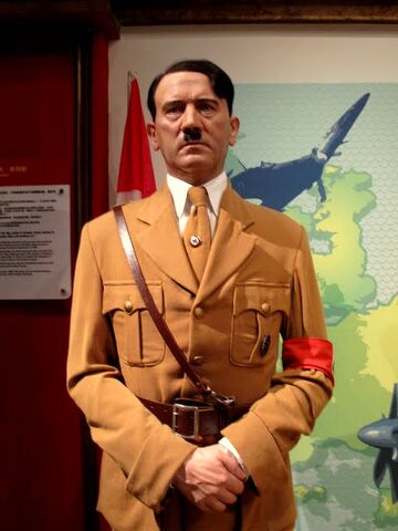 File:Madame Tussaud HongKong.jpg