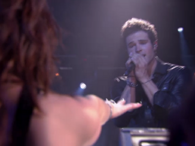 File:Loren Catches Eddie's Attention.png