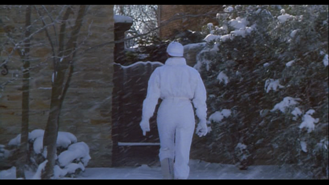 File:00 Alice Arrives at the Back.png