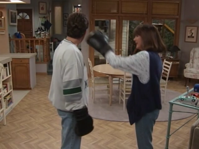 File:Jill Left Hook.png