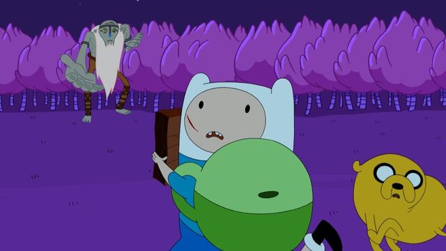 Archivo:S4e26 Finn and Jake running and looking back.jpg