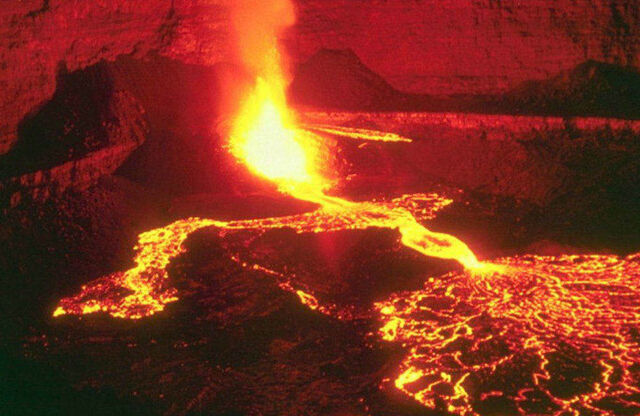 Archivo:Fotos-paisajes-volcanes.jpg