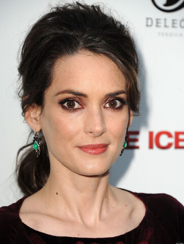 File:Winona Ryder.jpg