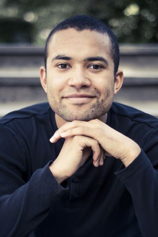 Fil:Henrik Nubi Plau (1).jpg
