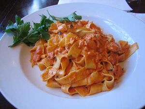 Fettucine hot