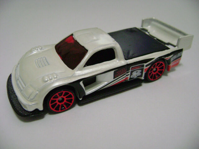 File:2006-Pikes Peak Tacoma.jpg