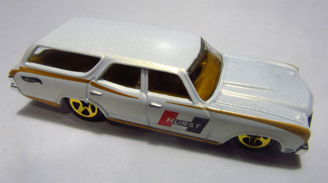 File:2014 BFF21 70 Chevelle SS Wagon.jpg