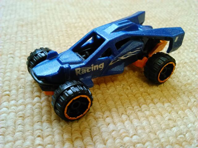 File:HWTF Buggy 2015 Colour Shifters blue.jpg