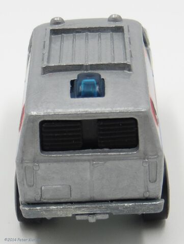 File:Baja Breaker-17610 2.jpg