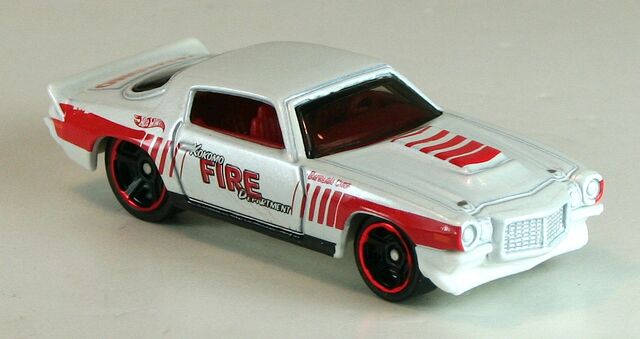File:2012-163-HWMS03-70ChevyCamaroRS-White.jpg