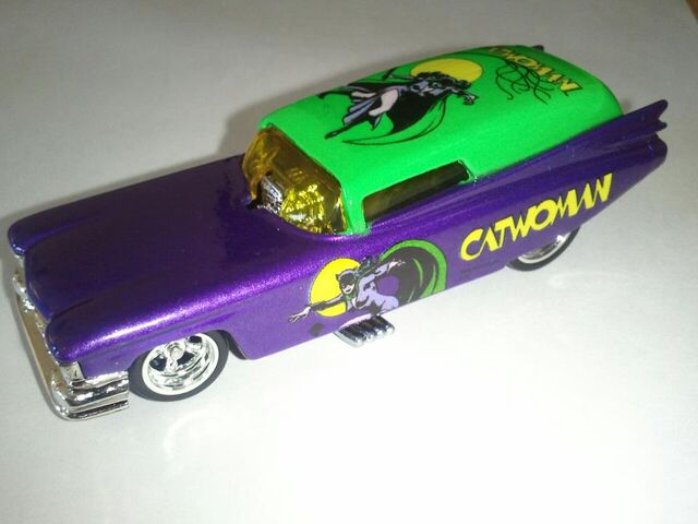 File:Catwoman 59 Caddy.jpg