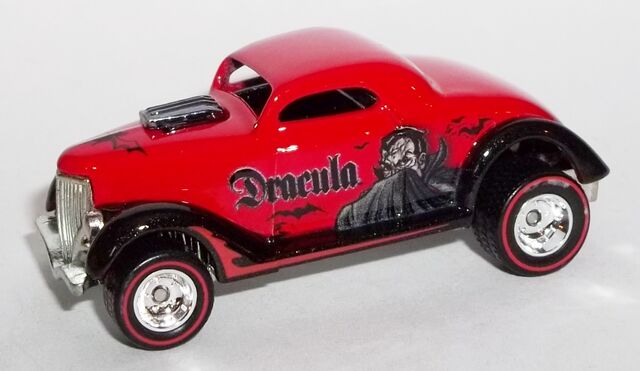 File:HW-2013-Universal Monsters-Neet Streeter-Dracula.jpg