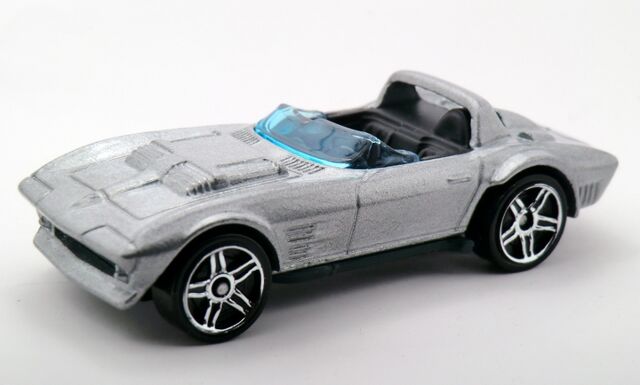 File:Corvette Grand Sport Roadster-2015 179 Recolor.jpg