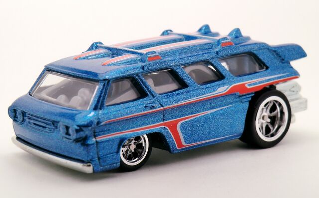 File:Custom Chevy Greenbrier Sports Wagon-2015 Heritage Series 6.jpg