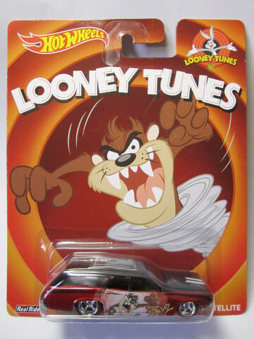 File:Hot Wheels 2014 Pop Culture Looney Tunes 71 Plymouth Satellite Card.jpg