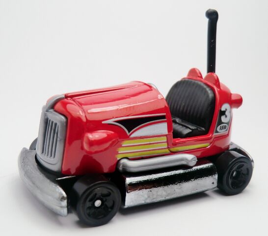 File:Bump Around-2013 145 (New Models).jpg
