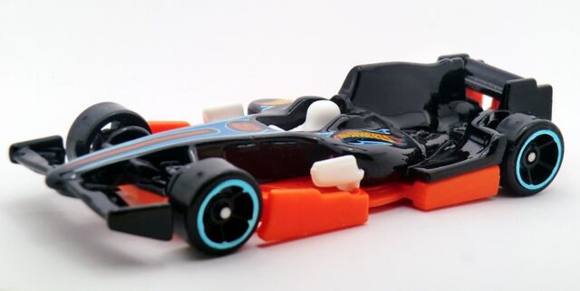 File:F1 Racer-2014 146 Black.jpg