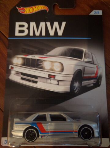 File:2016 BMW E30 Carded.jpg