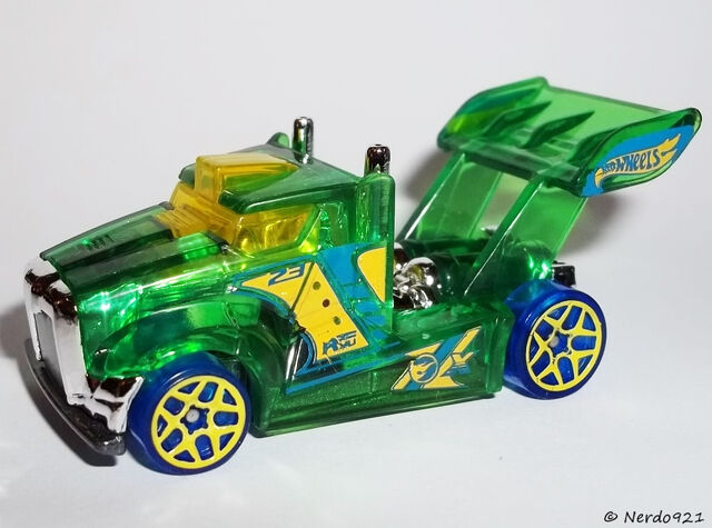 File:HW-2016-12-Rig Storm-X Raycers.jpg