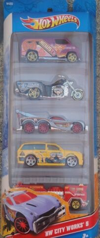 File:Hot wheels 2012 5 pack city works.jpg