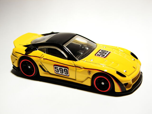 File:Ferrari 599XX 01.jpg