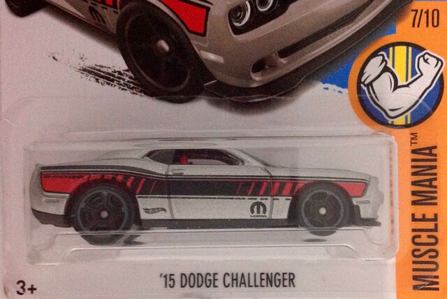 File:'15 Dodge Challenger SRT DTY90.jpg