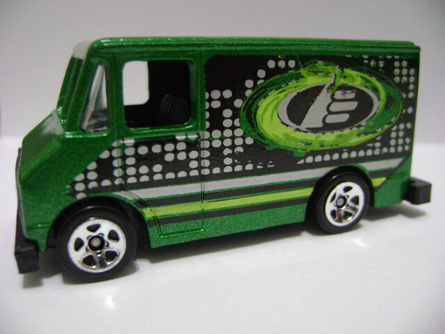 File:2008-5P-Max Steel-Delivery Van.jpg