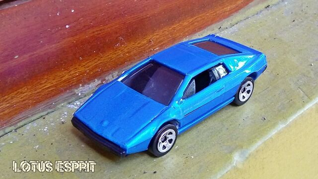 File:Lotus esprit s (2).jpg