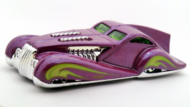 File:Screamliner-2014 204 Magenta.jpg