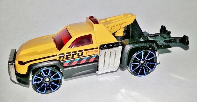 File:HW-2014-01-Repo Duty-CityWorks.jpg