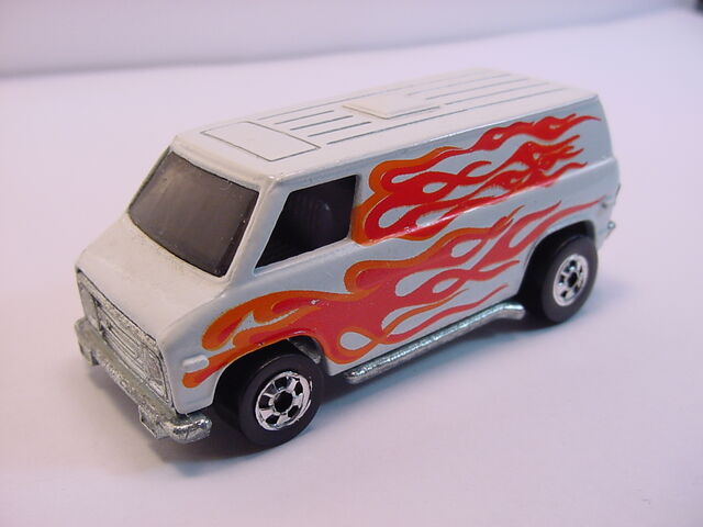 File:1980 Super van White W-flames BW HK Fcolors.jpg