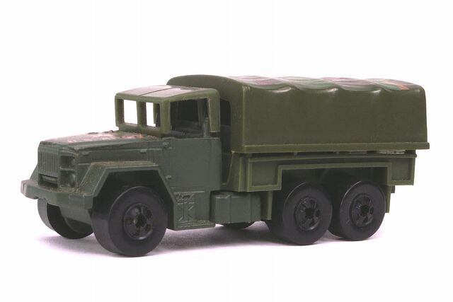 File:Troop Convoy - 3302df.jpg