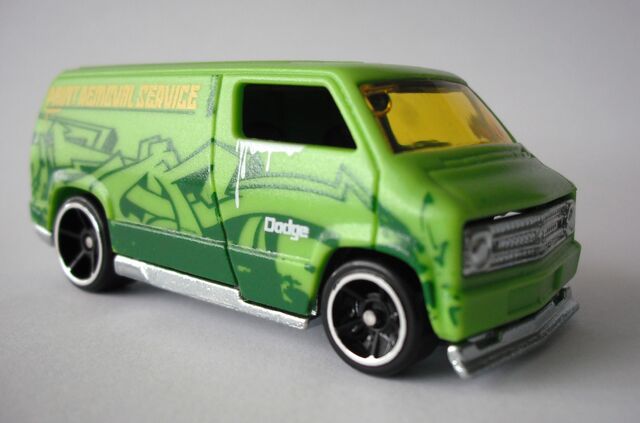 File:Custom77DodgeVanWarm.jpg