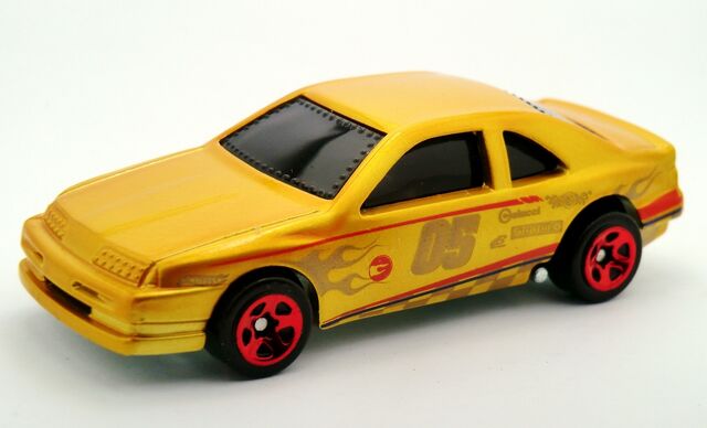 File:T-Bird Stocker-2014 Color Shifters (Warm).jpg