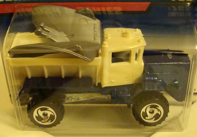 File:765 Oshkosh Snowplow.jpg