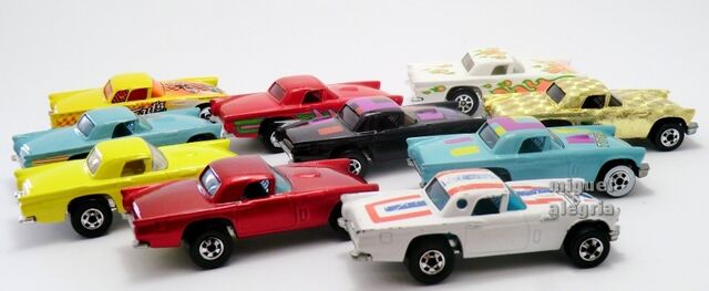 File:'57 T-Bird BW 2014.jpg