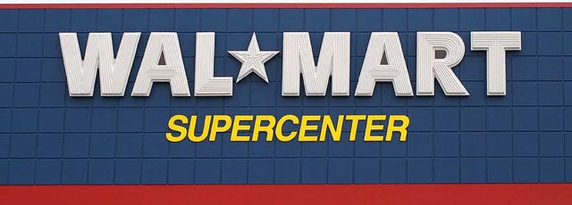 File:Typical Wal-Mart - 9483df.jpg