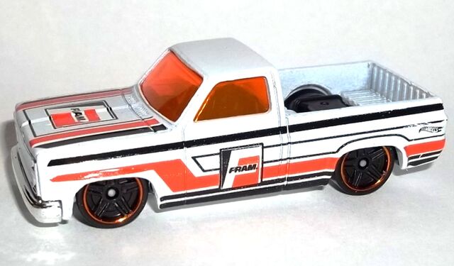 File:HW-2015-16-'83 Chevy Silverado-City..jpg