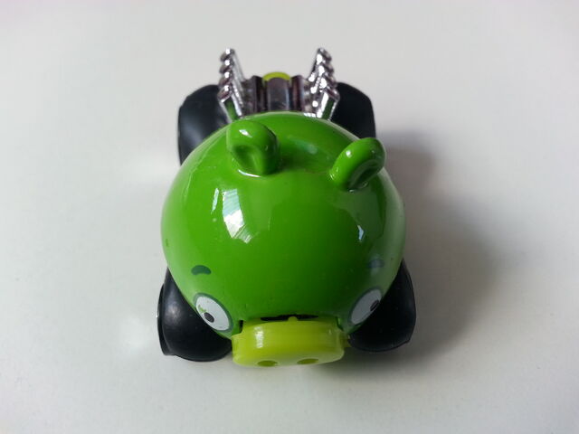 File:Minion Pig front.jpg