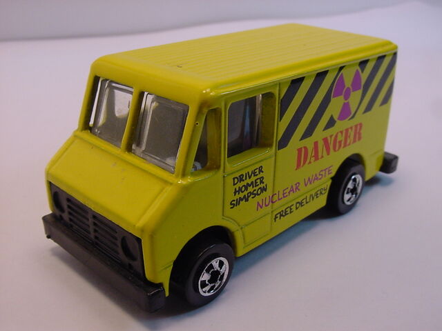 File:1990 Homer's van BW light magenta.jpg
