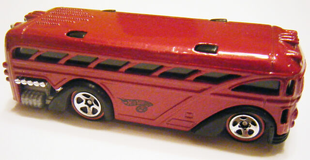 File:Surfin School Bus - RL Red.jpg