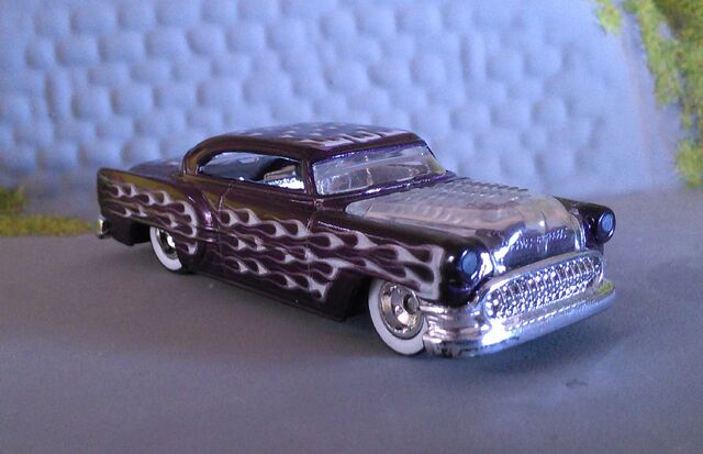 File:Customchevysuperth-hw-2009.jpg