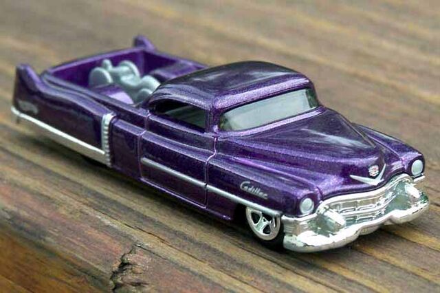 File:09FECustom53CaddyFnt.jpg